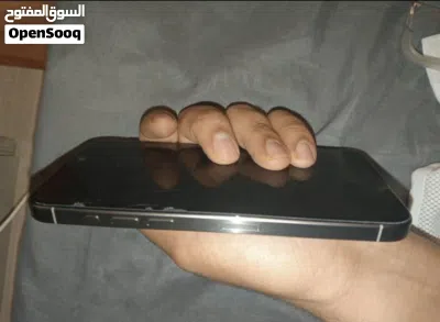 ايفون 15 برو ماكس بسعر حرق 4