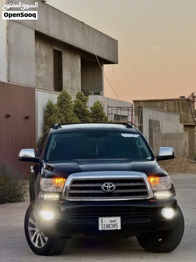 Toyota Sequoia SR 5 3
