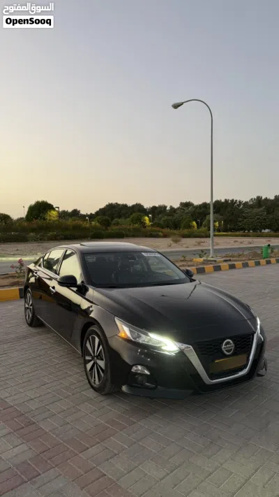 Nissan Altima SL 2