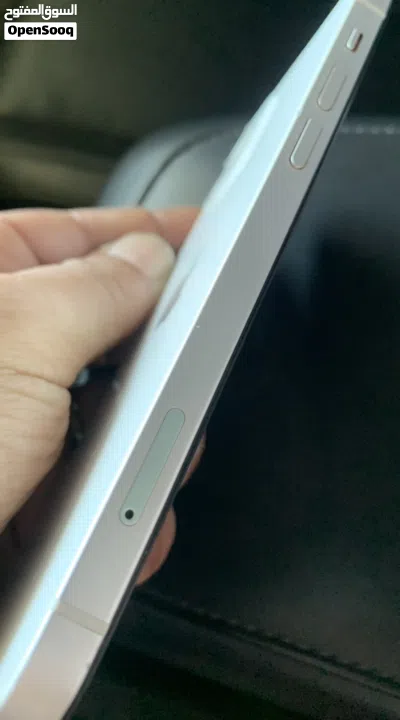 ايفون 12 للبيع 4