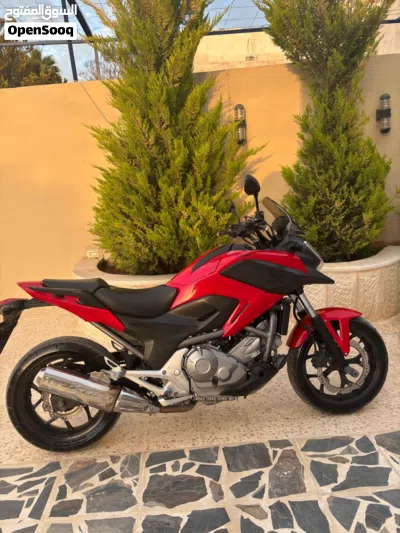 Honda NC700X 4