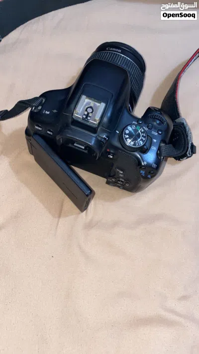 Canon EOS 750D 4
