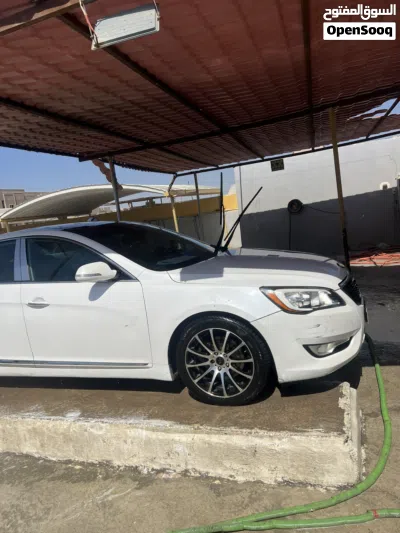 Kia Cadenza Limited 4