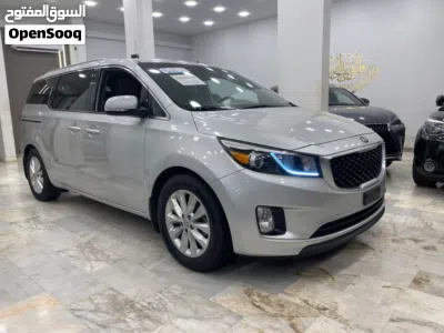 Kia Sedona EX 2