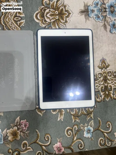 ايباد اير p2 رمادي 3