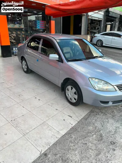 Mitsubishi Lancer Standard 2
