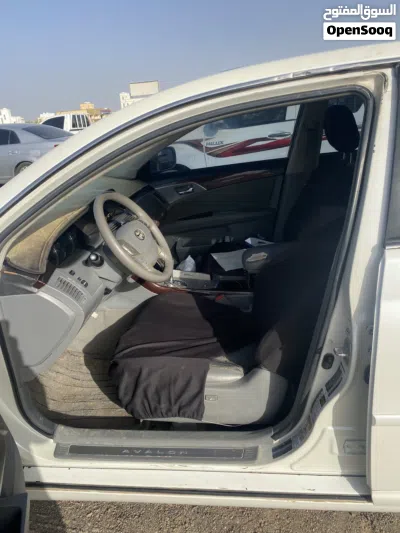 Toyota Avalon Limited 4