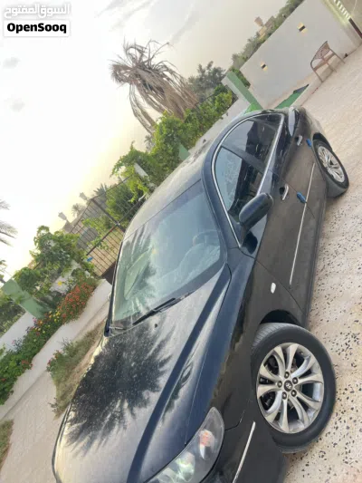 Hyundai Azera GL 2