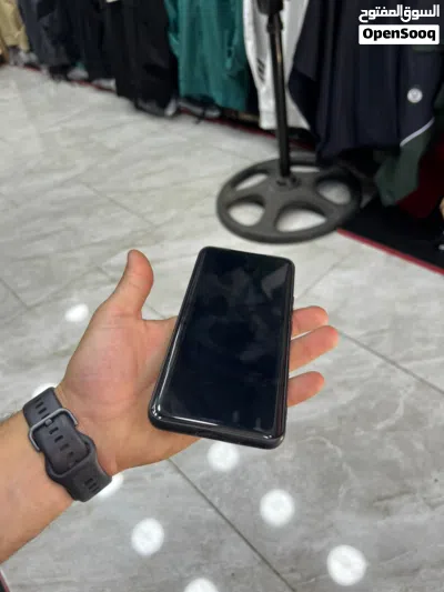 HONOR 90 جهاز القوي جدا واداء جبار الجهاز فحص كامل لاكن مكسور الباك وضع الجهاز 99٪ بيجي رام 12+7 4