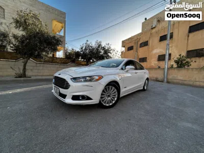 Ford Fusion Titanium 2