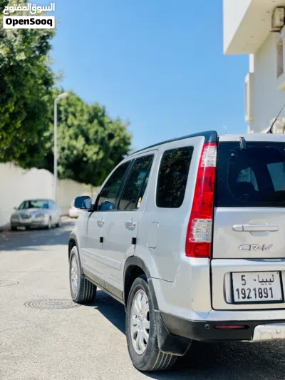 Honda CR-V Standard 3