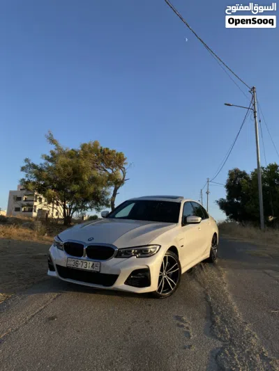 BMW 3 Series 330e 2