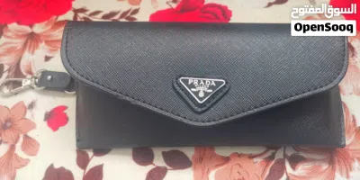 نظاره Prada 2