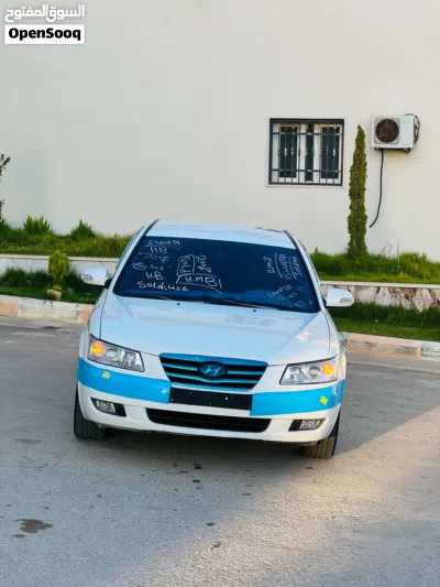 Hyundai Sonata Standard 2