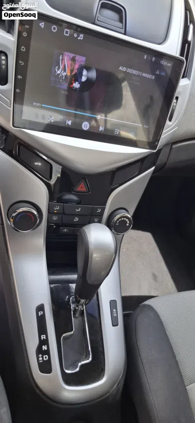 Chevrolet Cruze LS 4