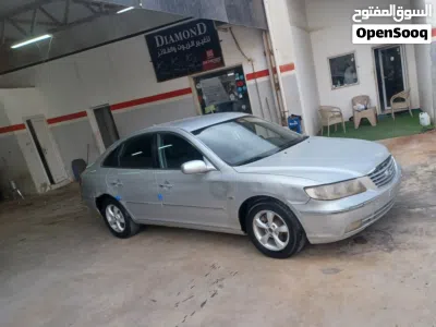 Hyundai Azera GL 2