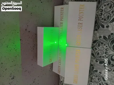 اليزر الافضل حاليآ green lazer pointer دقيق جدآ وقوي وبعيد المدى متميز بوصوله الى 20k متر 2