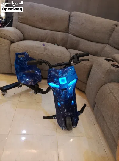 للبيع سكوتر بحالة فوق الممتازه 4