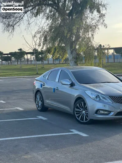 Hyundai Azera GL 3