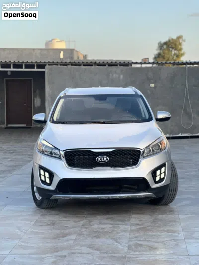 Kia Sorento EX 2