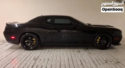 Dodge Challenger SXT Plus 4