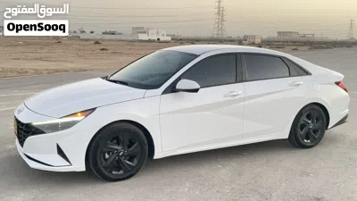 Hyundai Elantra SEL 3