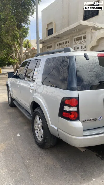 فورد اكسبلورر XLT 2
