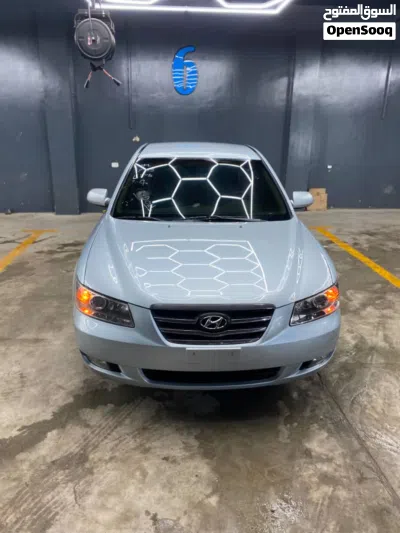 Hyundai Sonata Sport 4