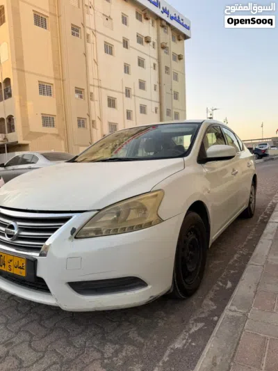 نيسان سنترا Standard 4