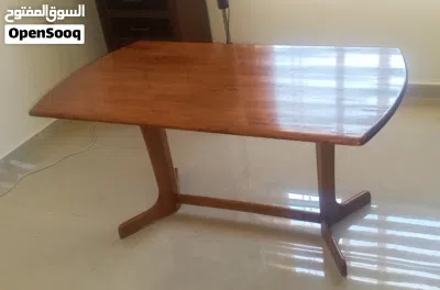 طاولة ماليزي خشب زان بدون كراسي بحالة ممتازه 150×90 2