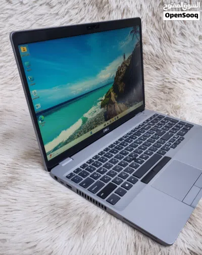 Dell latitude 5510 i7-10th 15.6 FHD borderless Display Backlight keyboard 4gb intel Uhd Graphics 2