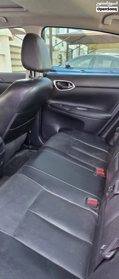 Nissan Sentra SR 4