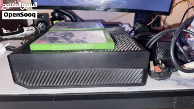 Xbox one 1TB with forza horizon 3 and forza motorsport 6 3