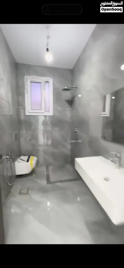 منزل للبيع مساحة الارض205 المسقوف 165 2