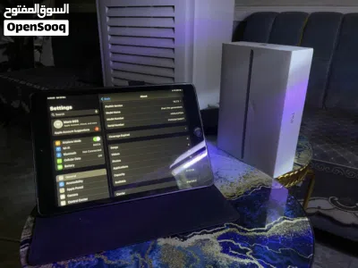 ايباد الجيل السابع امريكي اصلي مع ملحقات كامله و الكارتون الاصلي 3