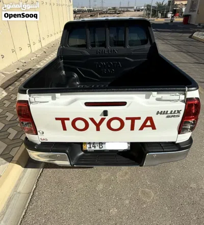 Toyota Hilux Standard 3