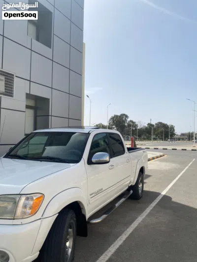 Toyota Tundra Base 4