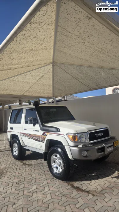 تويوتا لاند كروزر Land Cruiser 70 4