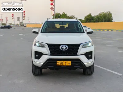 Toyota Fortuner VXR 2