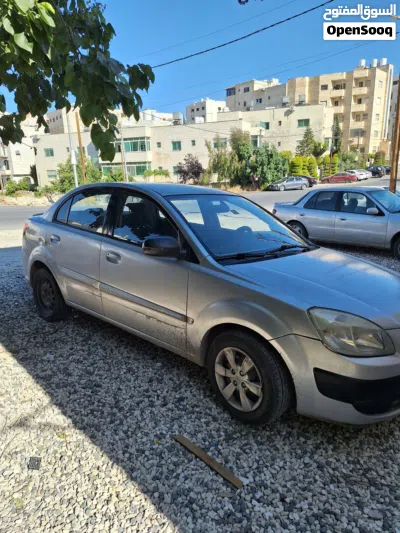 كيا ريو Standard 2
