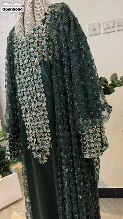 ثوب عربي مطرز 4