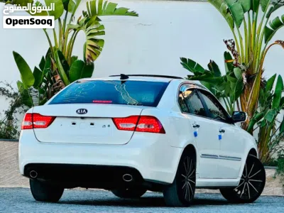Kia Lotze 2