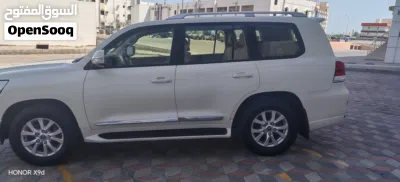Toyota Land Cruiser GXR 3
