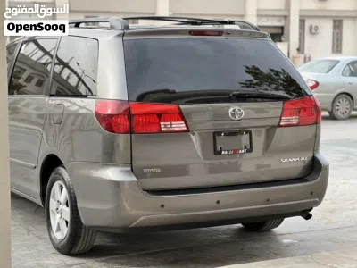 Toyota Sienna XLE 4