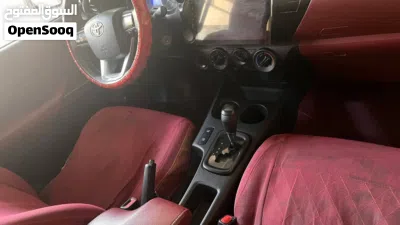 Toyota Hilux DLX 3
