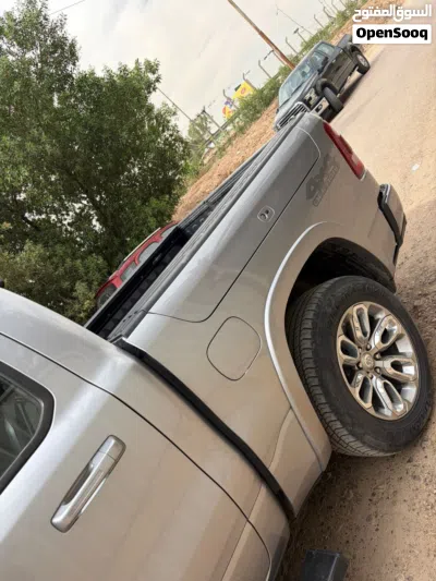 دۆج Ram 1500 Laramie Crew 4