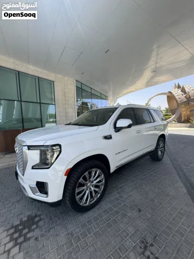 GMC Yukon Denali 4
