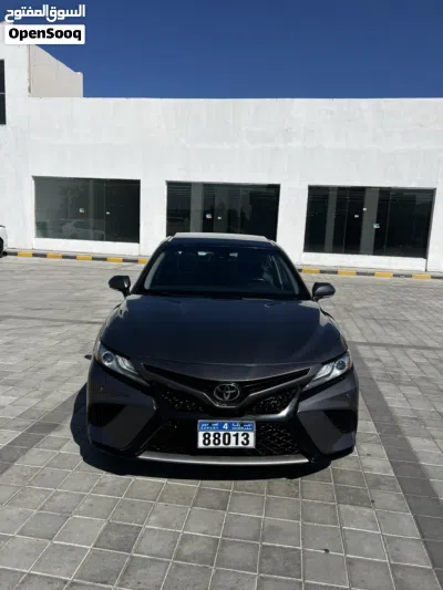 تويوتا كامري XSE 2