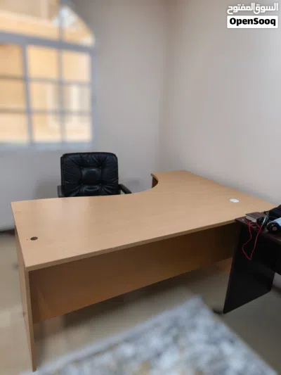 طاولة مكتب خشبي قياس كبير 3
