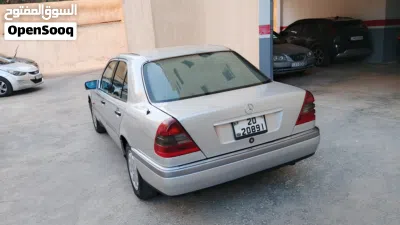 Mercedes Benz C-Class C 200 4